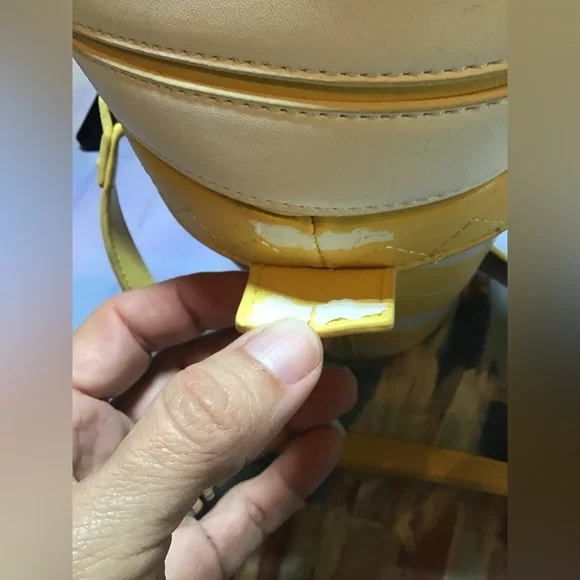 Cakeworthy dole whip purse limited release crossbody -preowned - Picture 9 of 10